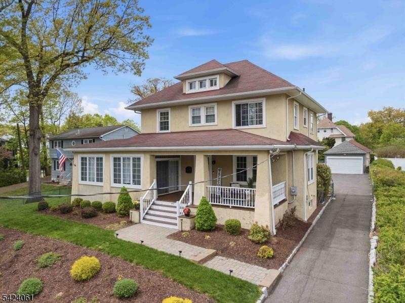 Front landscaping