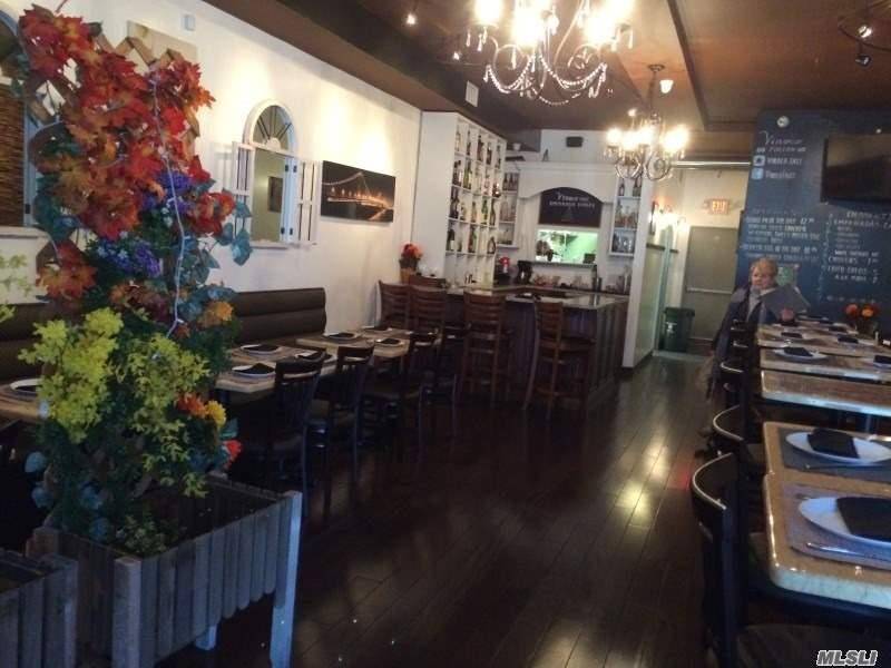 Beautiful new restaurant for sale in the heart of Farmingdale.
