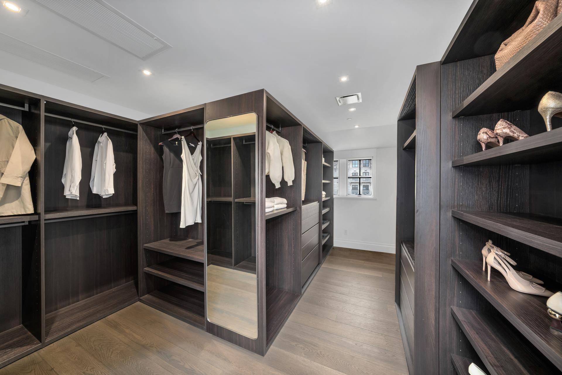 Timeless Sophistication at the Landmark Apple Bank Condominium Step into 4, 055 square feet of refined Upper West Side living at its finest.