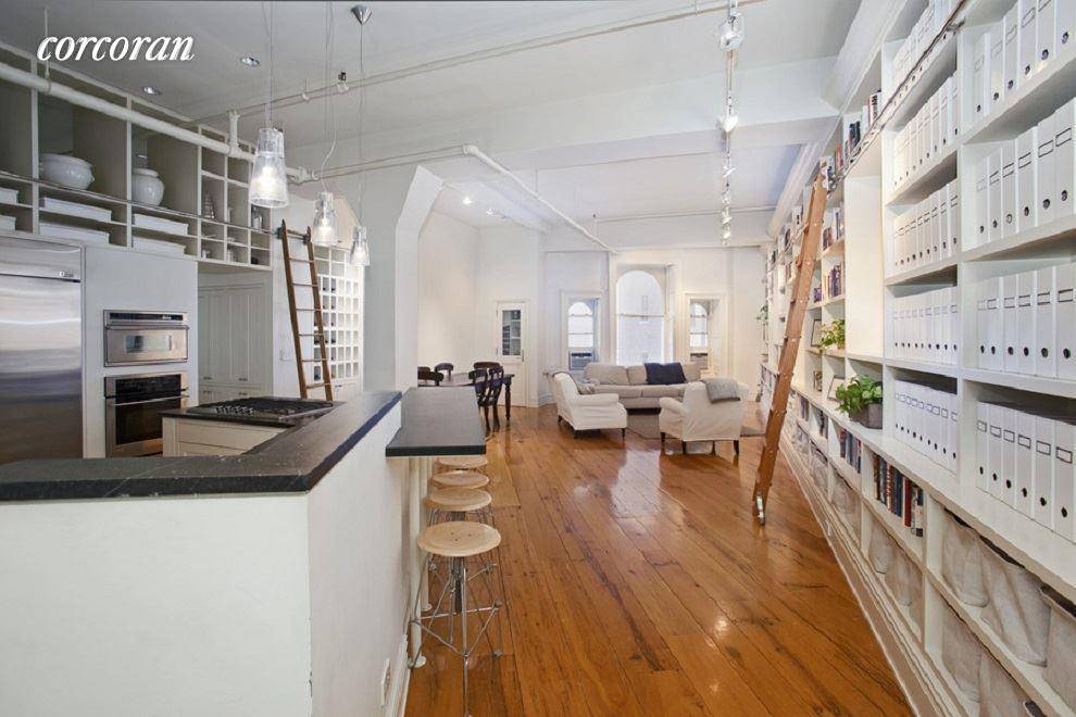 Approximately 2, 000 sq ft loft is within minutes to Madison Square Park.