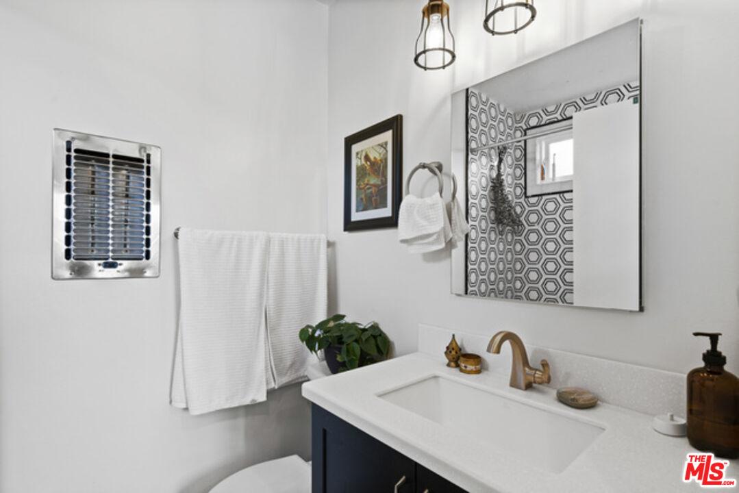 Unit 1 | Studio & 1 Ba