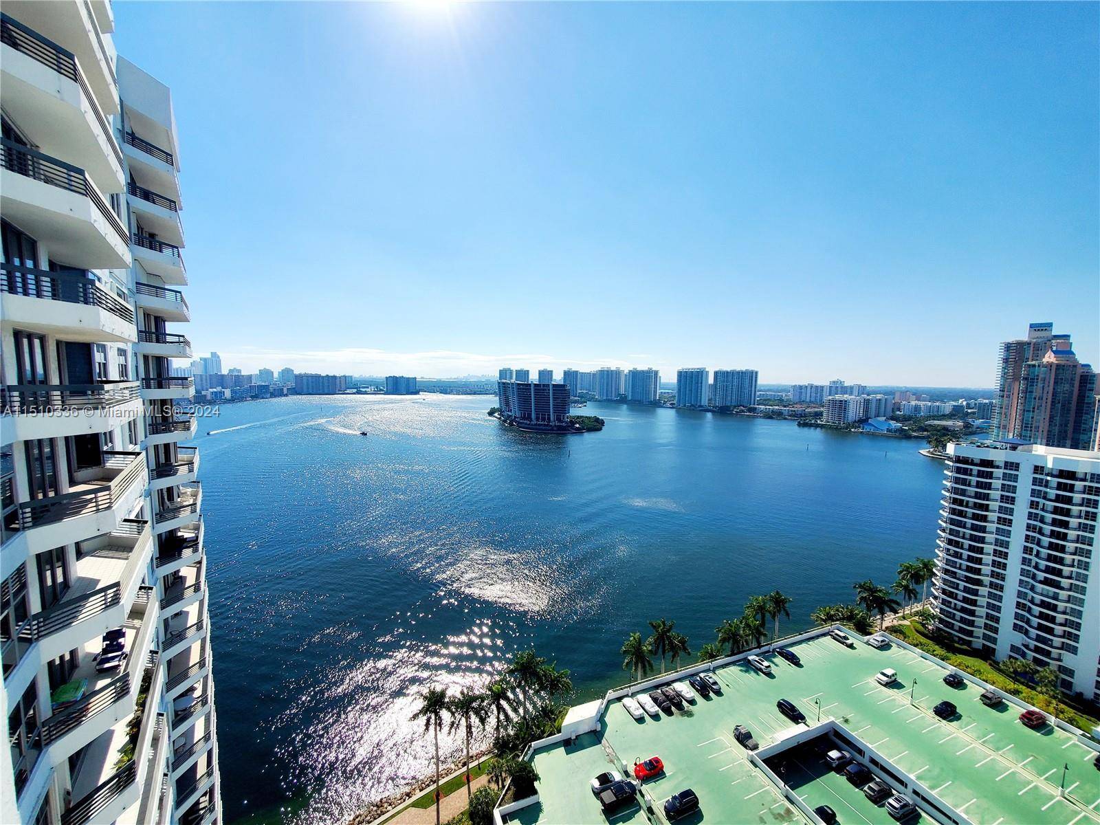 Owner Motivated Discover the perfect waterfront condo in Aventura !