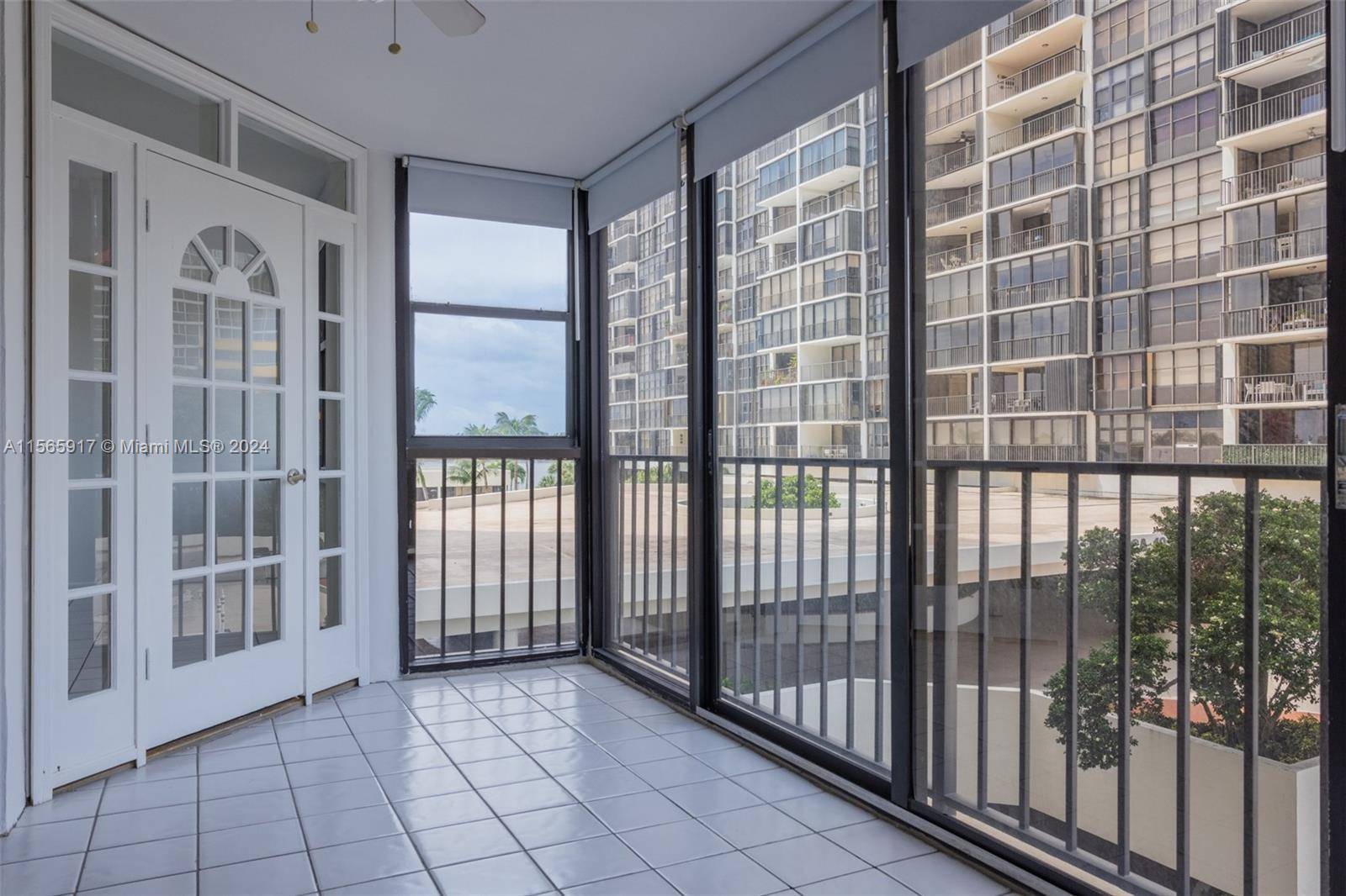 Prime 2 BDM 2 BATH Rental Opportunity Don't miss out on this fantastic rental opportunity in the heart of Brickell, enjoy easy access to top dining, shopping, and entertainment destinations.