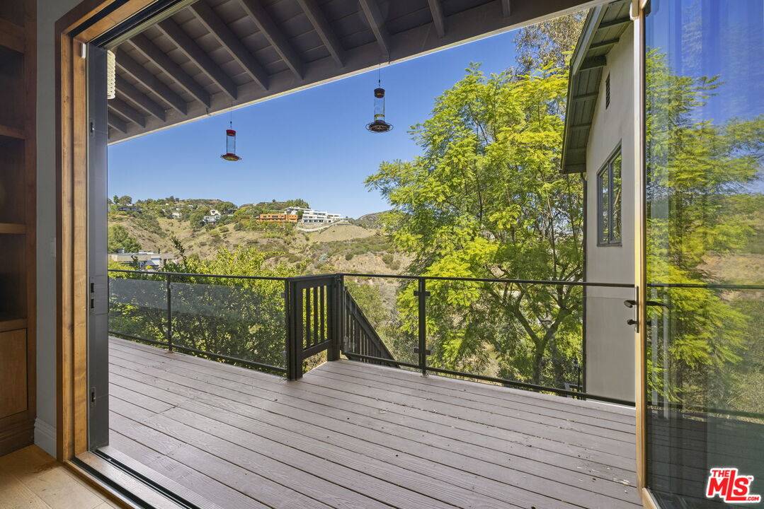 1018  N Tigertail Rd 4BR Brentwood La