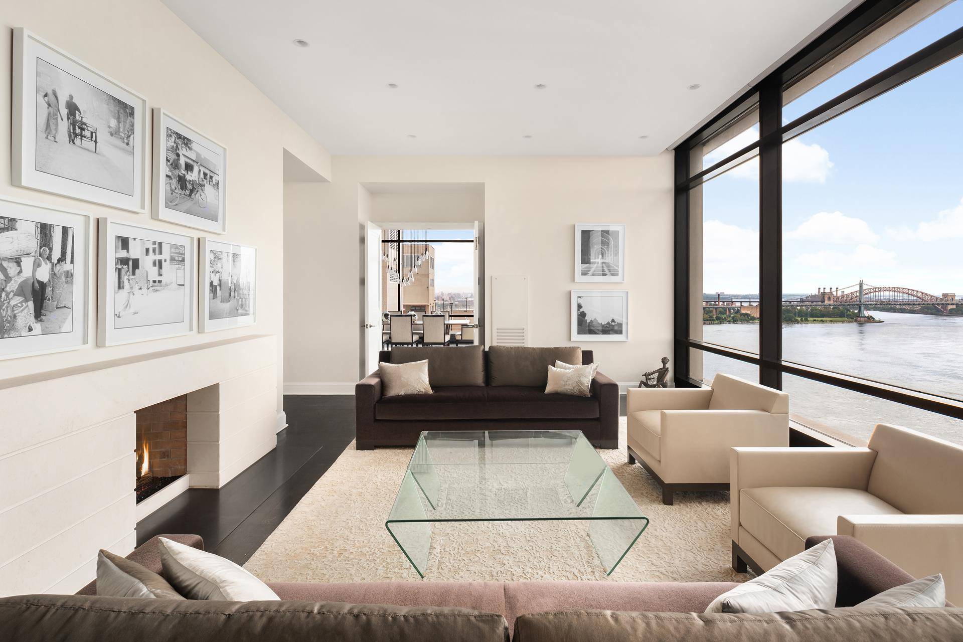 Embrace the sheer bliss of splendid living in this superb, top floor Penthouse in one of Manhattan's most sought after residential neighborhoods.