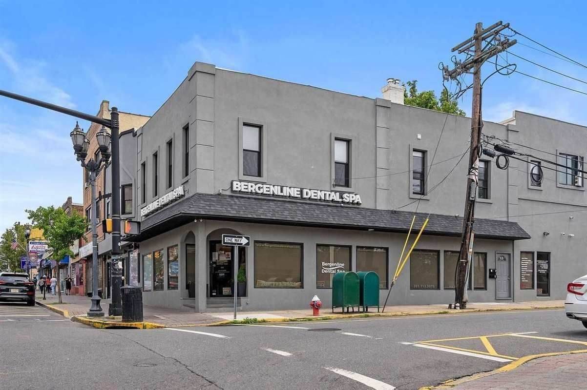 6700 BERGENLINE AVE Commercial New Jersey