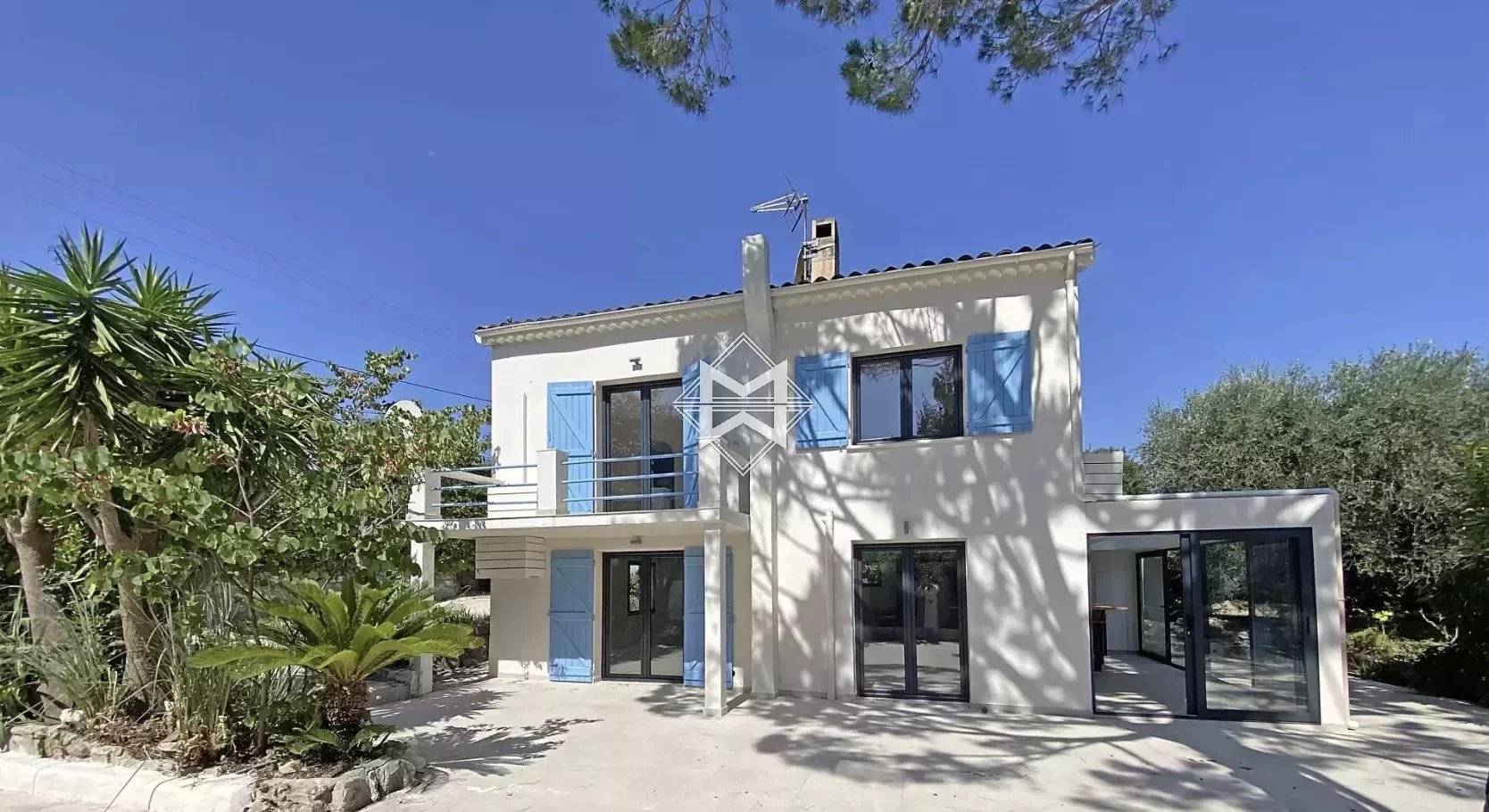 Provencal style property in total peace and quiet