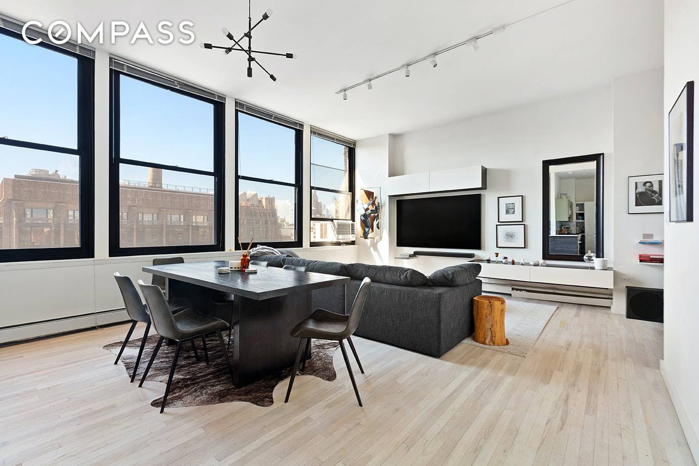 BIG amp ; BRIGHT Welcome to 250 Mercer, located on the border of Noho and Greenwich Village, this loft like apartment is perfectly situated for quintessential Downtown living.