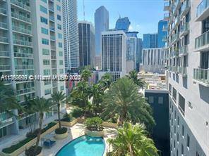This is a unique opportunity to Own a unit in centrally located between Brickell and Downtown Miami, Is within walkable distance to all mayor's entertainment, Bayfront Park, Bayside, Schools Miami ...