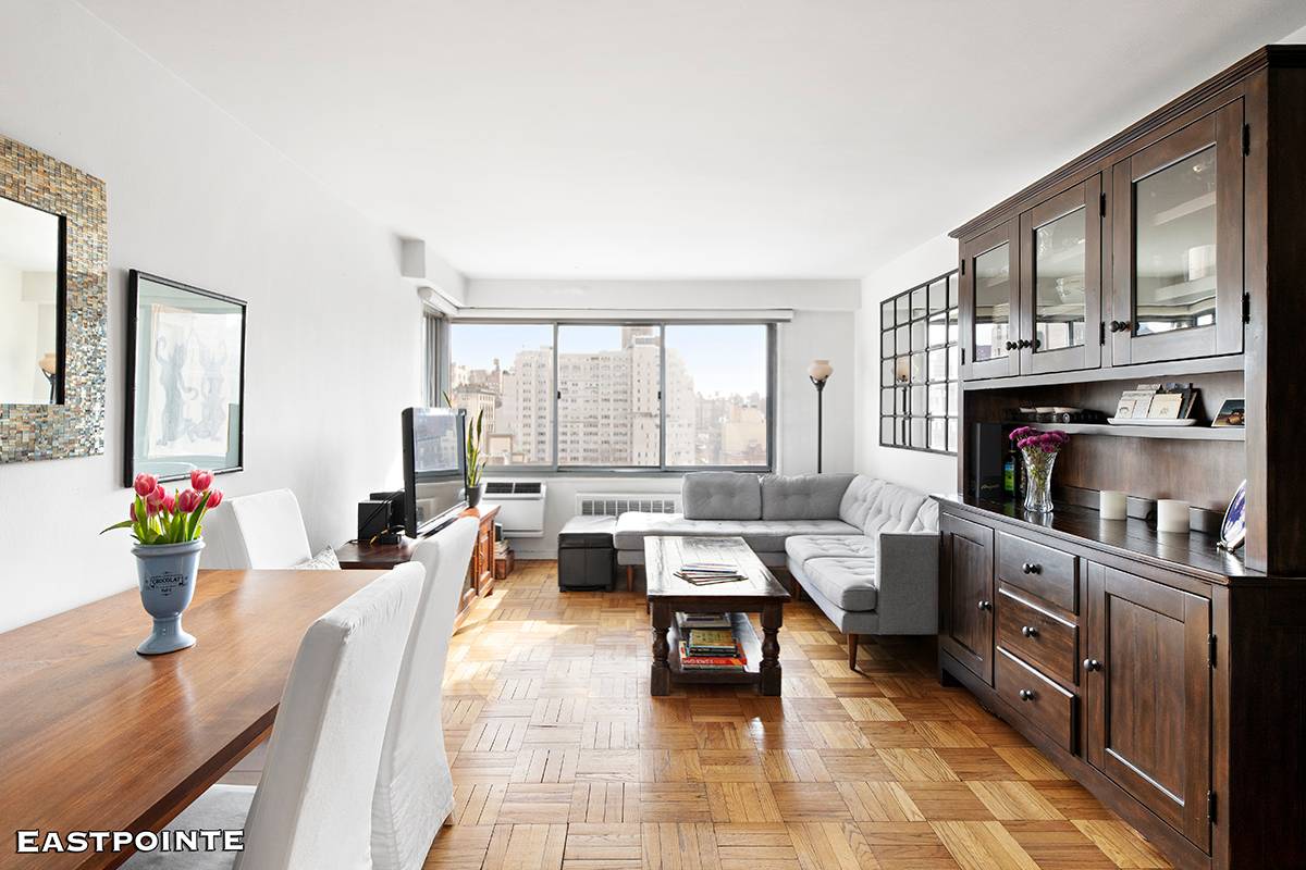 This East amp ; North facing spacious alcove studio located in Greenwich Village boasts large windows for good light and Manhattan skyline exposures !