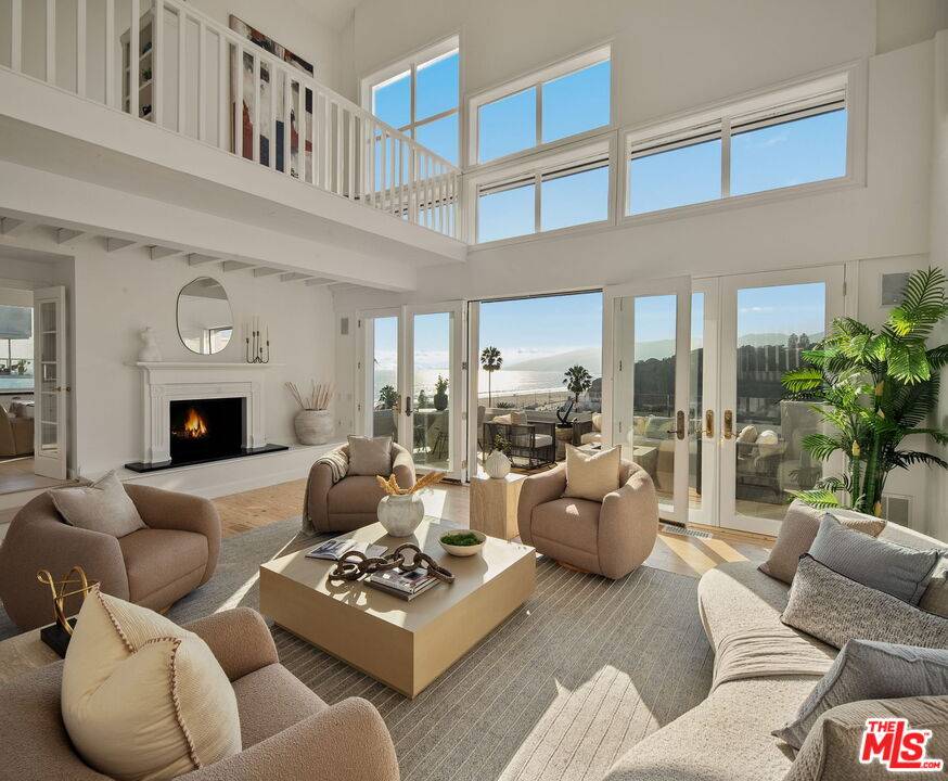 143 Ocean Avenue Ext 4BR Santa Monica La