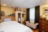 Additional Bedroom (Apartment)