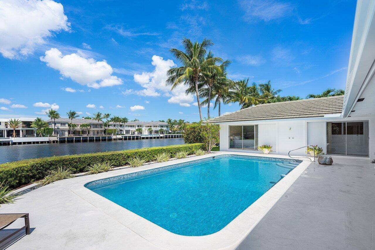 ''Experience Ultimate Waterfront Living in Prestigious Boca Raton'' Nestled on one of Boca Raton's most esteemed streets, this fully furnished Intracoastal home offers the perfect opportunity for immediate move in.