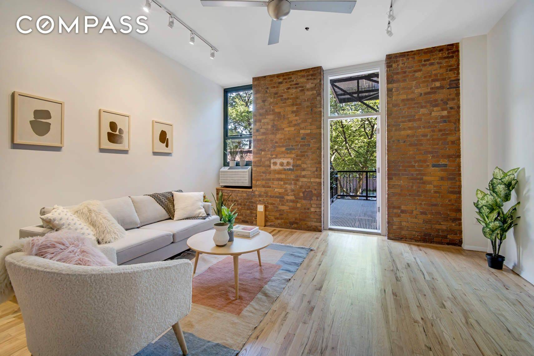 Located in the heart of Clinton Hill, apartment 3G at Clinton Mews is a beautifully renovated, extra large, South facing one bedroom with wraparound balcony.