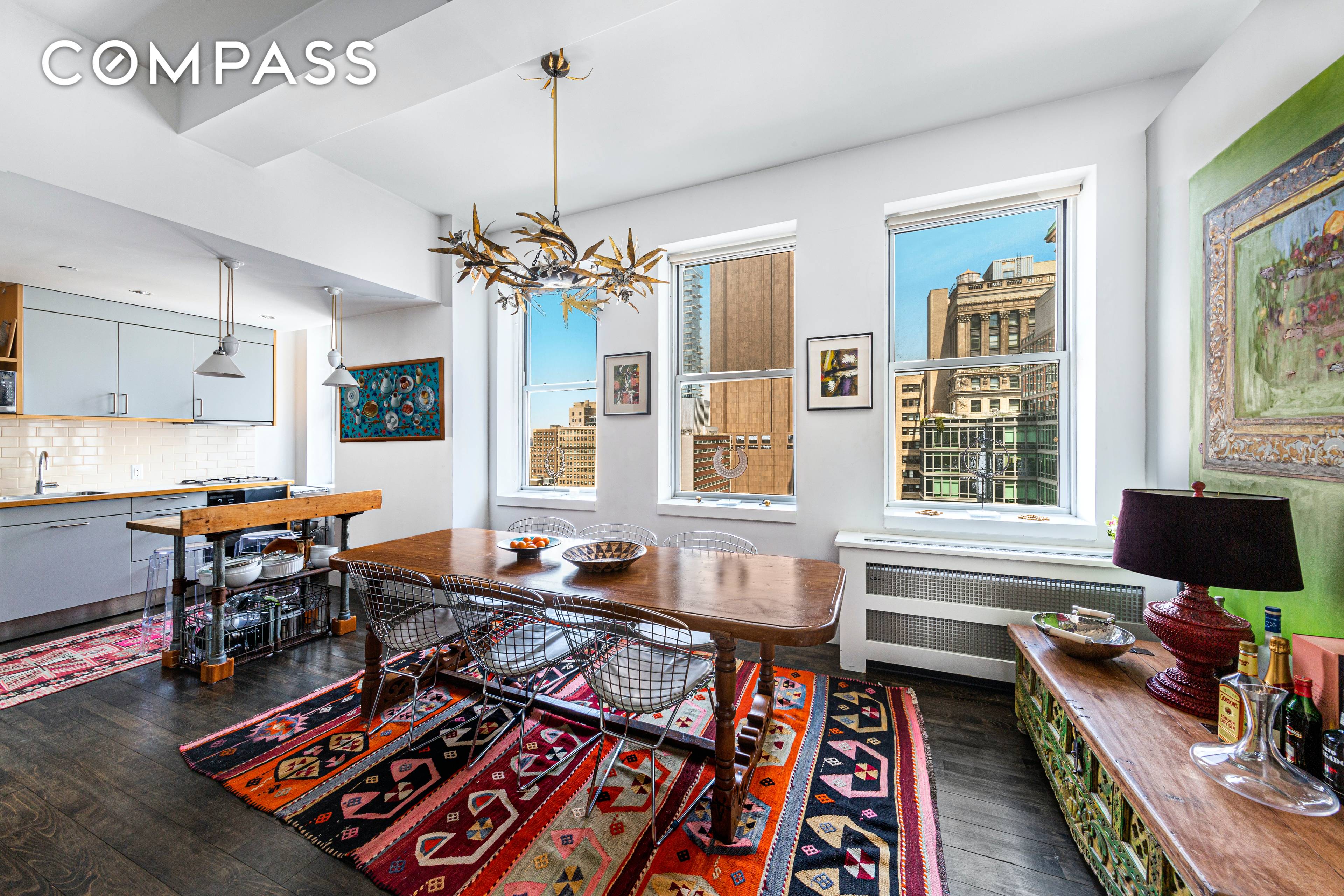 NEED 48 HOUR ADVANCE NOTICE FOR SHOWINGS Welcome home to your 2 bedroom loft apartment with beamed ceilings wide open views in the heart of Tribeca !