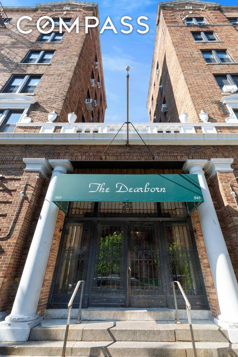 This classic corner apartment is flooded with natural light throughout the day and is located in the former Dearborn Hotel.