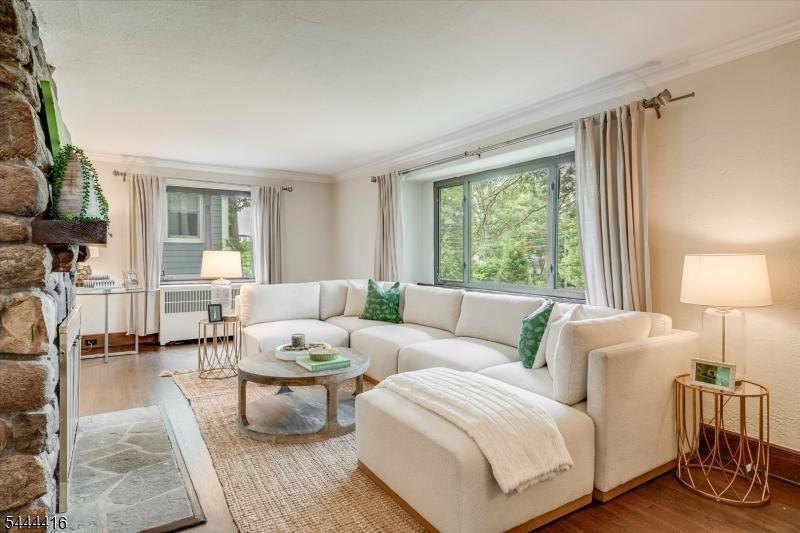 Living Room 1 of 5