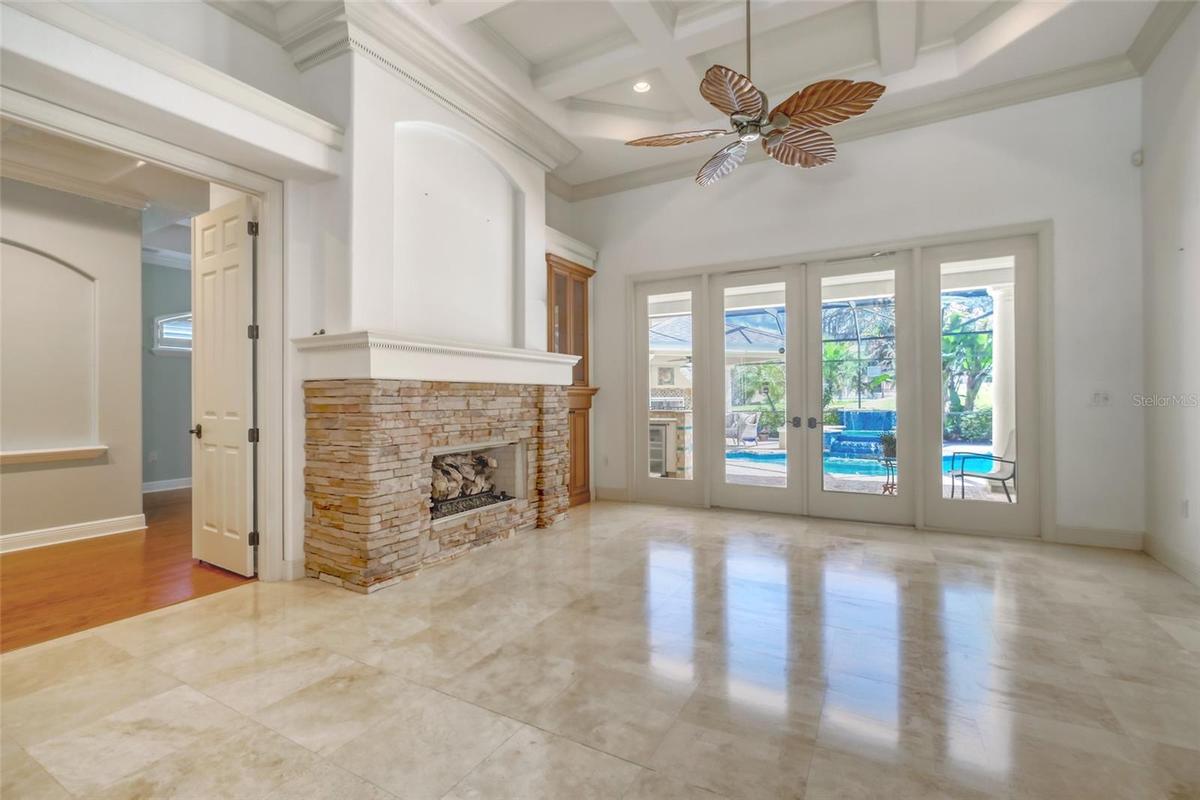 Spacious entry