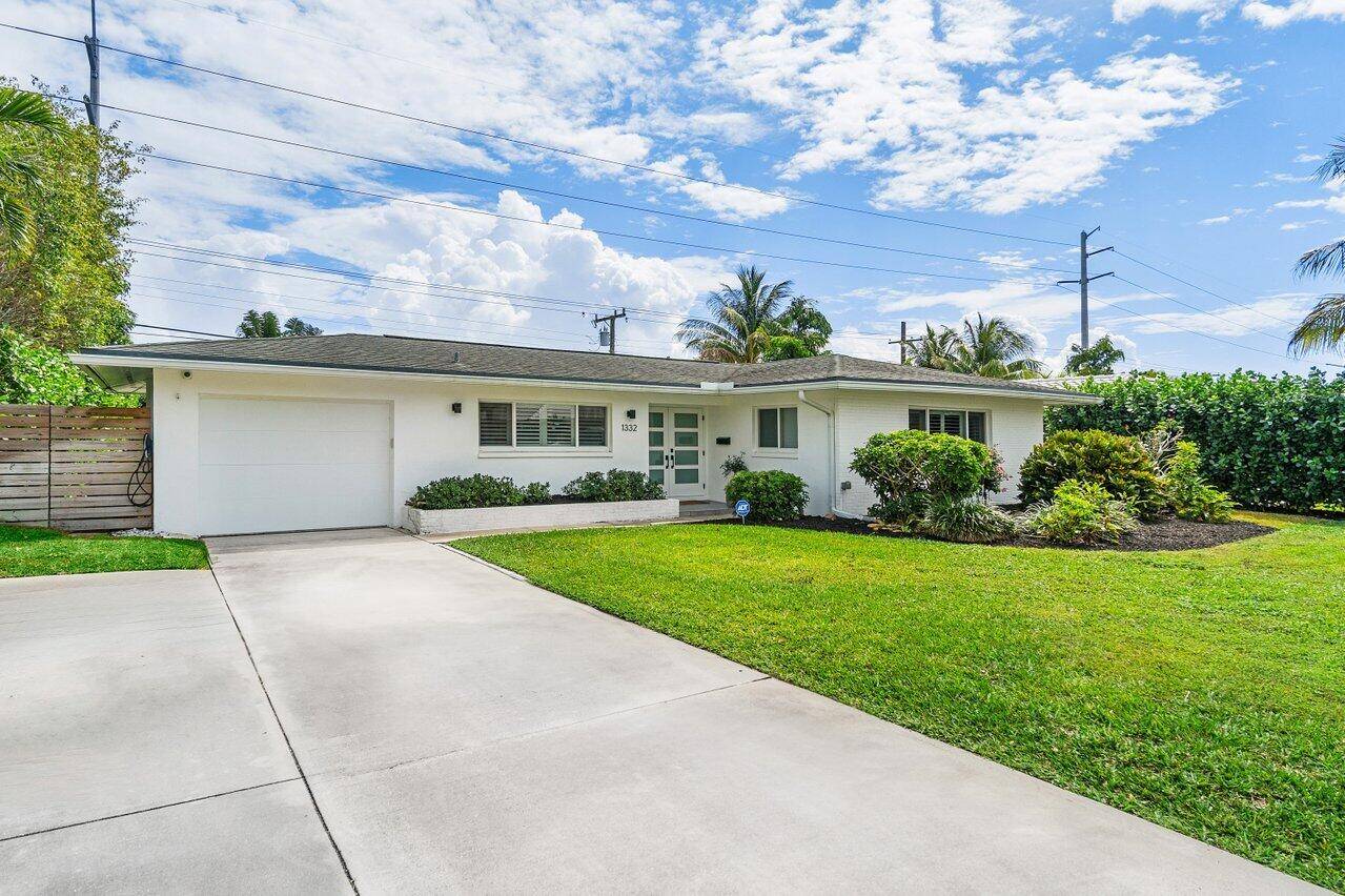 Nestled on a serene street within the coveted Boca Square neighborhood, this fully updated 2 bedroom, 2 bathroom home epitomizes modern comfort and convenience.