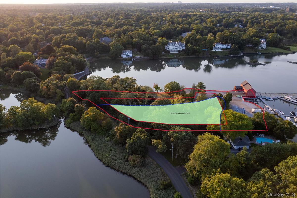 Building Envelope within Property Boundaries