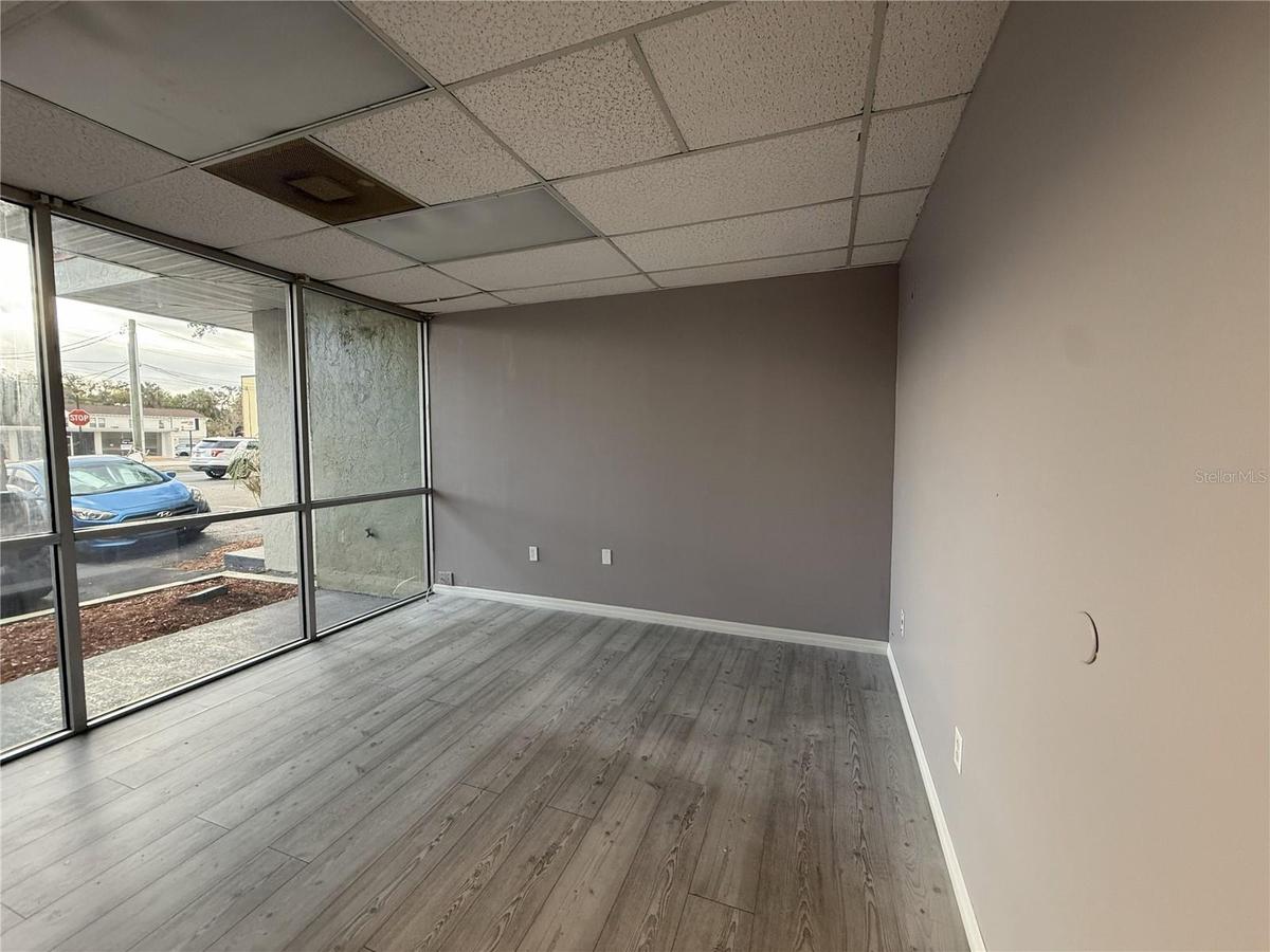 UNIT C RECEPTION AREA