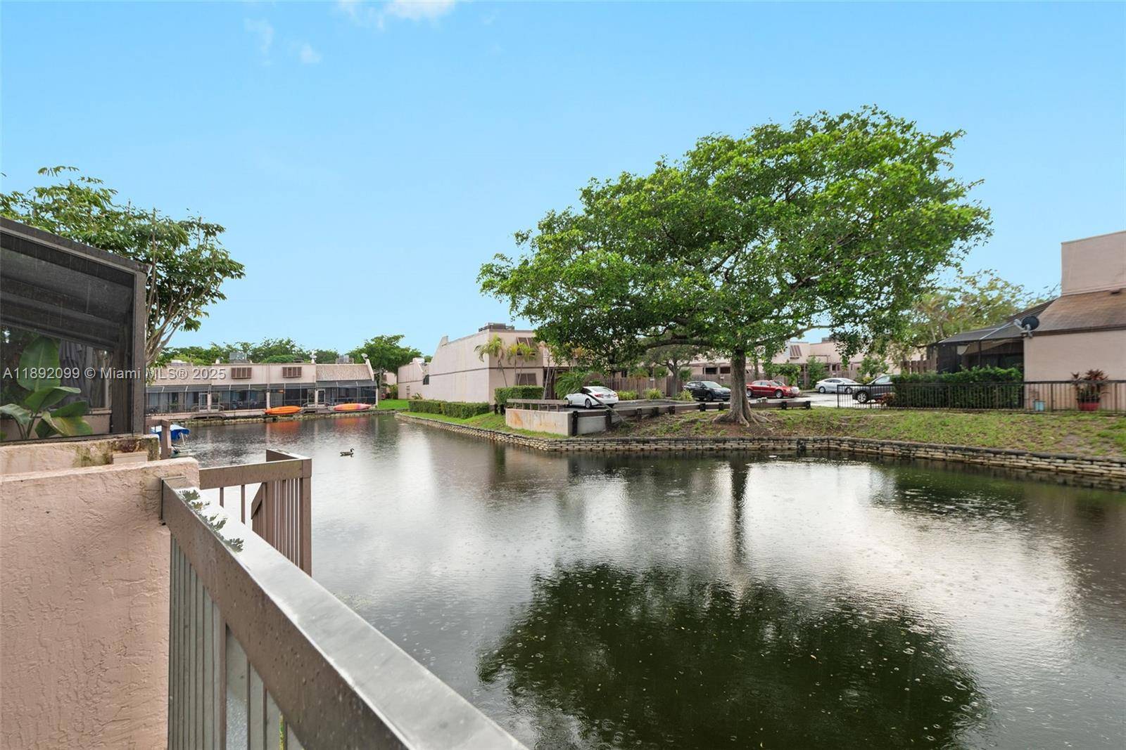 Welcome to waterfront living in Pembroke Pines !