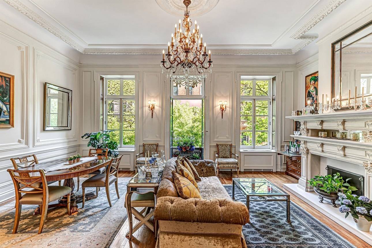 28 30 W 74th Street is a storied location rich with history and Old World elegance.