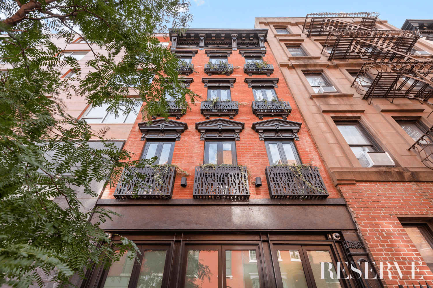 Open the door of 304 West 18th Street and find yourself in an urban oasis.