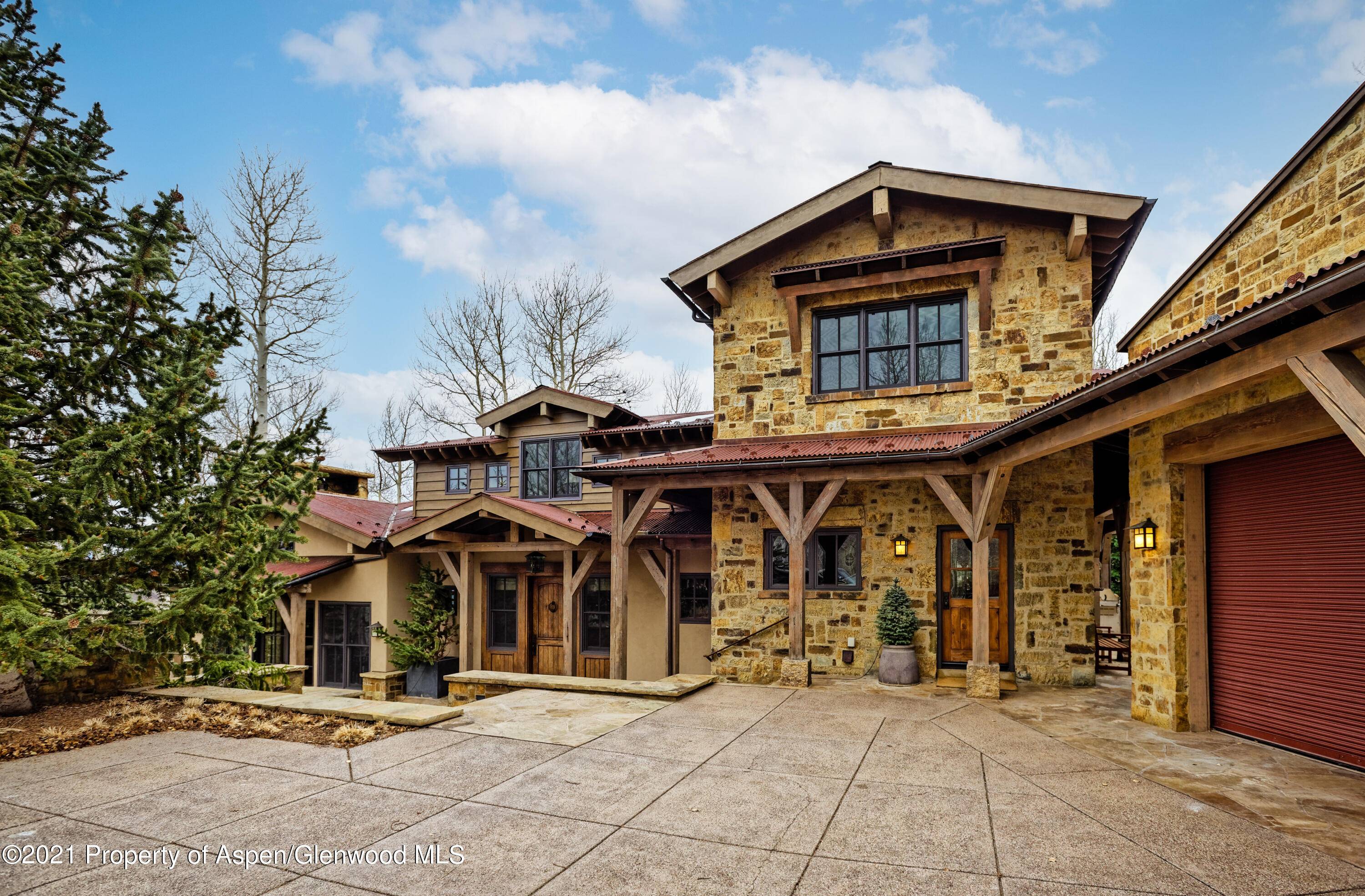 This elegant mountain home in Snowmass' Divide neighborhood has it all over 5, 900 square feet with mountain views, privacy and prime ski access.