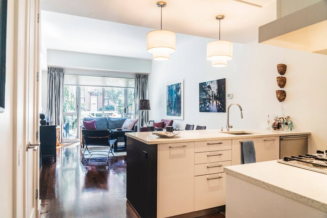 Welcome to this bright and airy 1 bedroom in prime Williamsburg with private outdoor space.