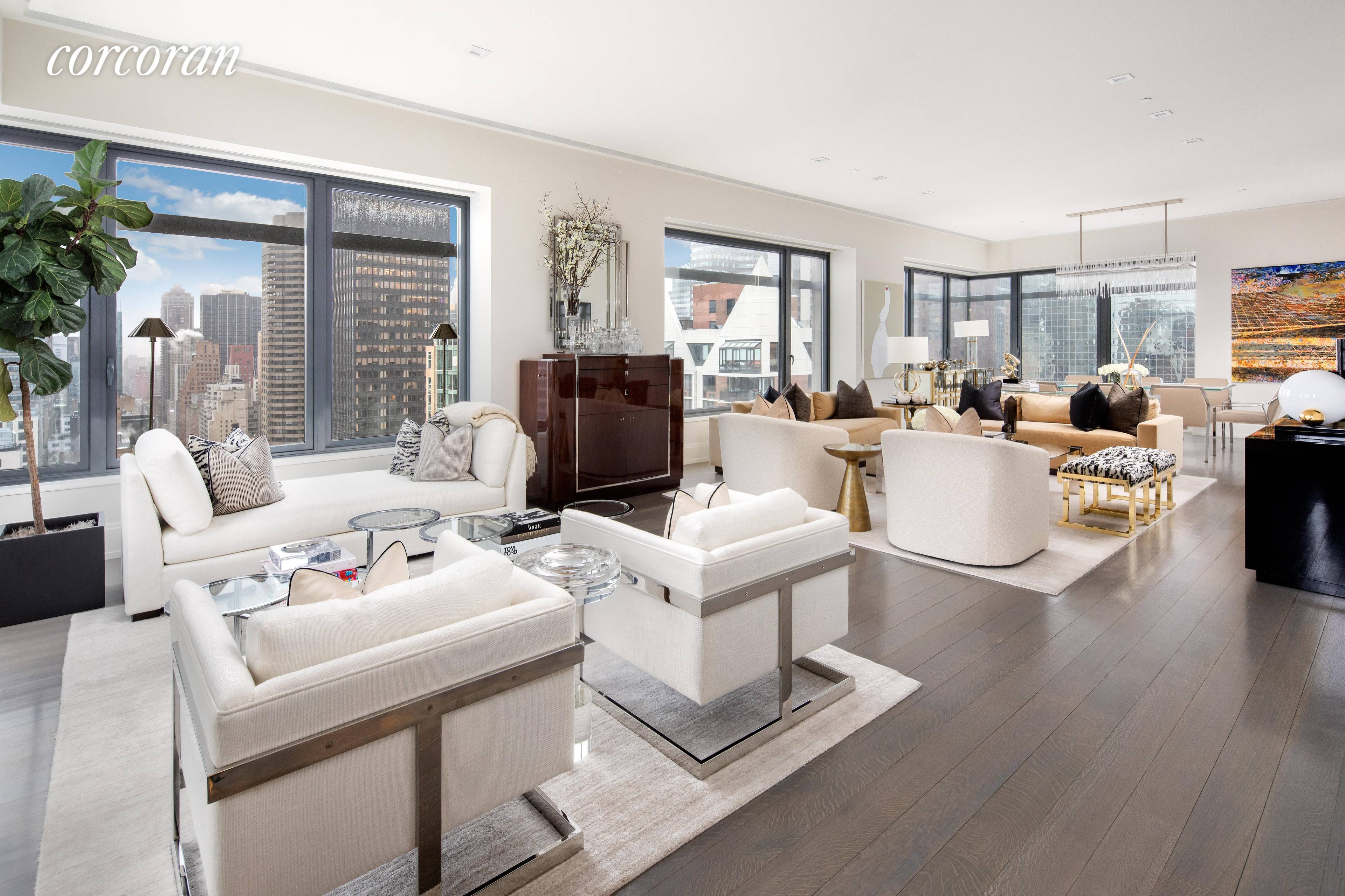Experience exceptional living and bask in spectacular 360 degree views from this 26th full floor Penthouse condominium at 301 East 50th Street.