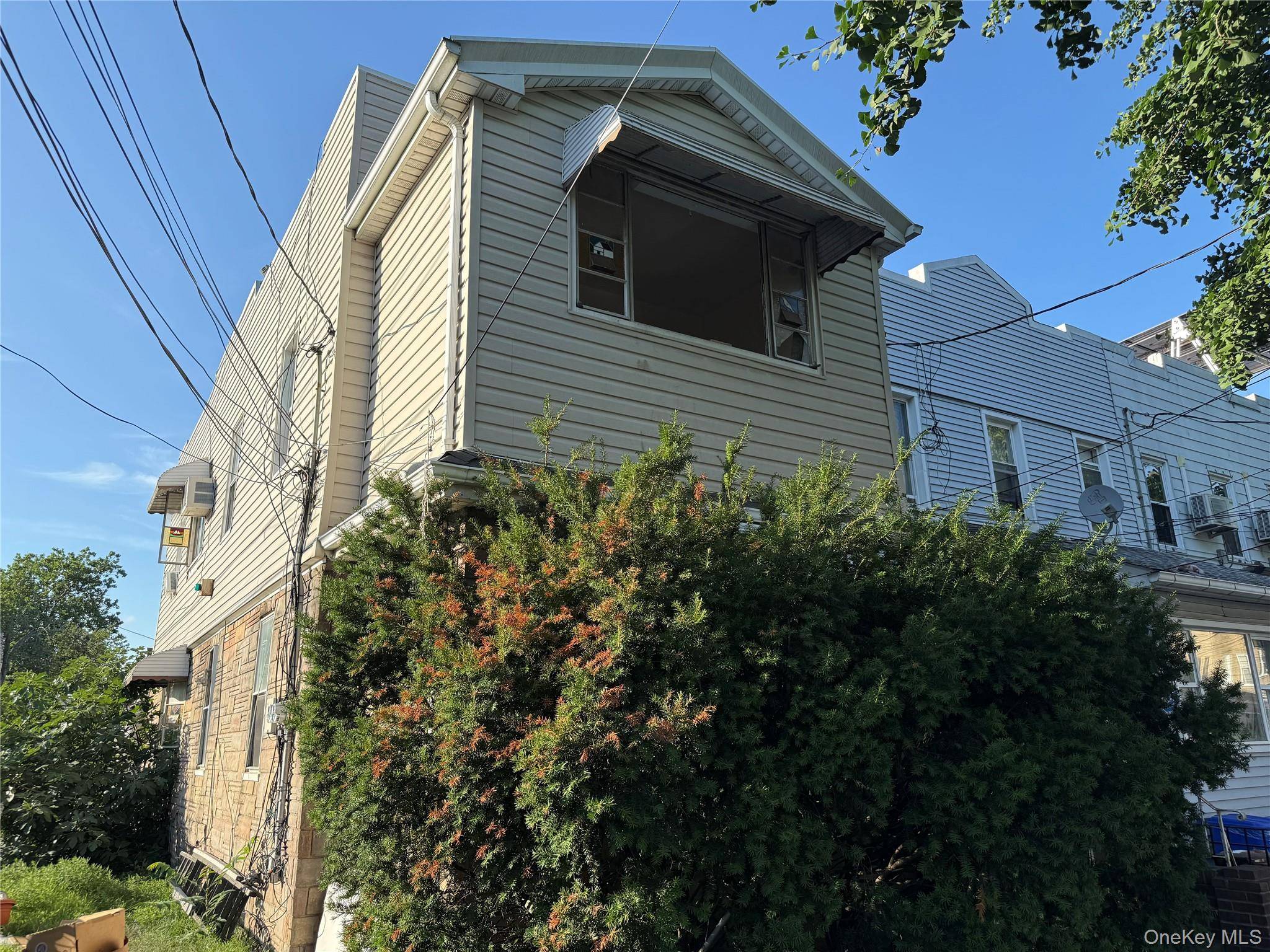 2 Family house, in poor condition, Short sale, 5 bed rooms, LR, DR, only 1 Kitchen on 1st floor, no kitchen on 2nd fl.