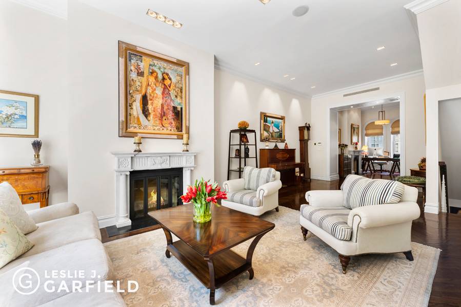 This exquisite brownstone townhouse at 210 East 61st Street, in NYC, is meticulous in design, incomparable in sophistication, and quite simply in a class of its own.