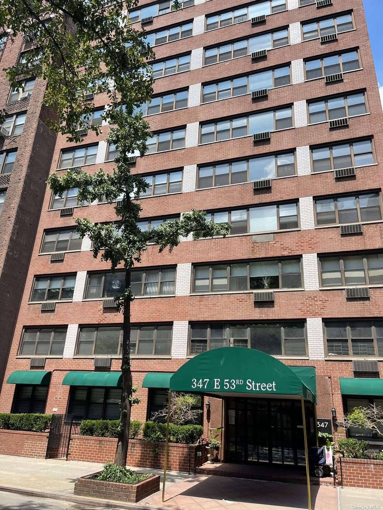 Sutton Place Professional Coop Price For 500, 000.