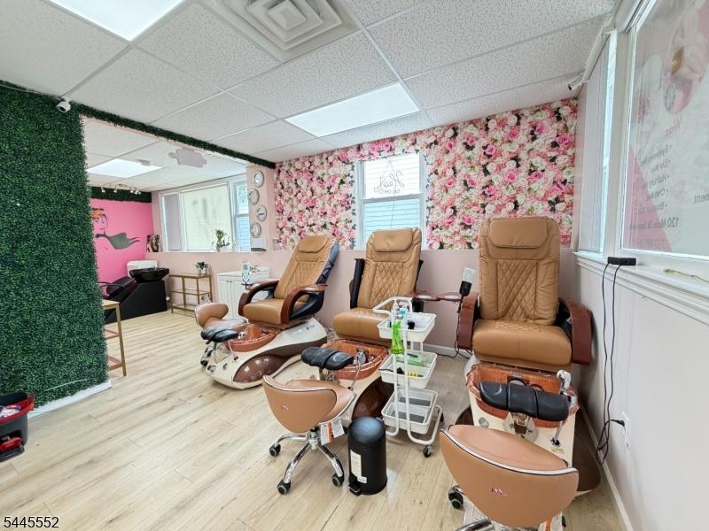 Beauty Salon