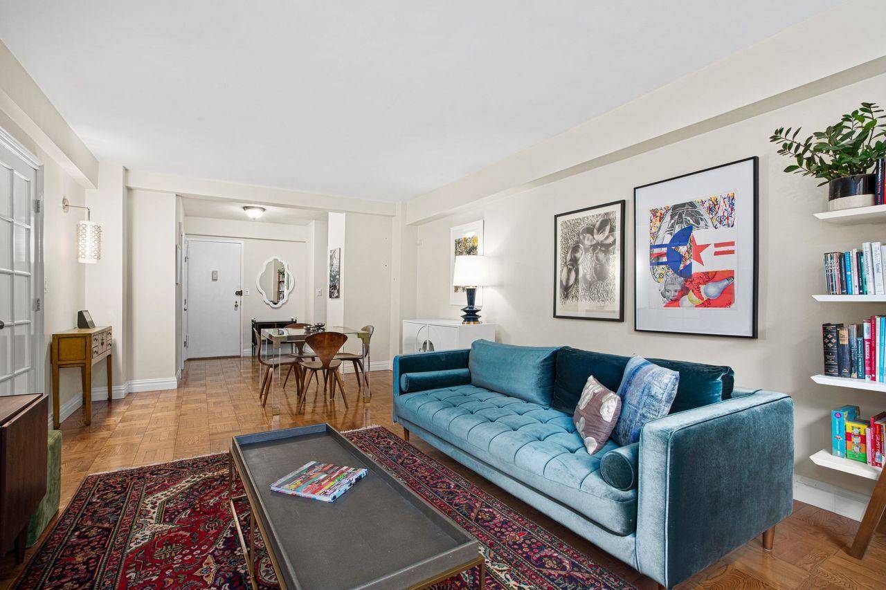Gorgeous, designer, converted 2 bedroom apartment, which is totally move in ready !