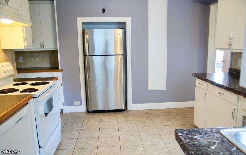 1st floor kitchen