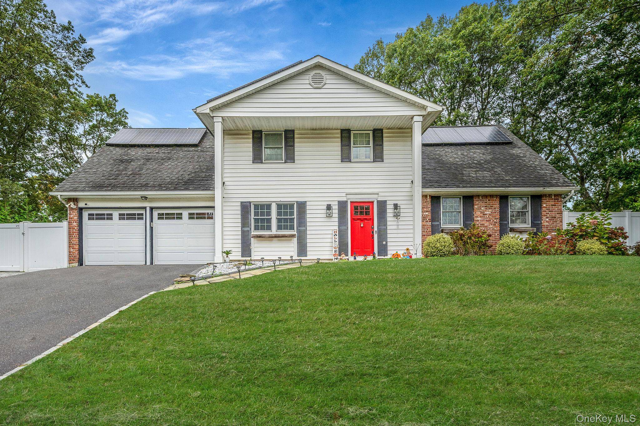 Welcome to 8 Linden Street your perfect oasis in Coram !