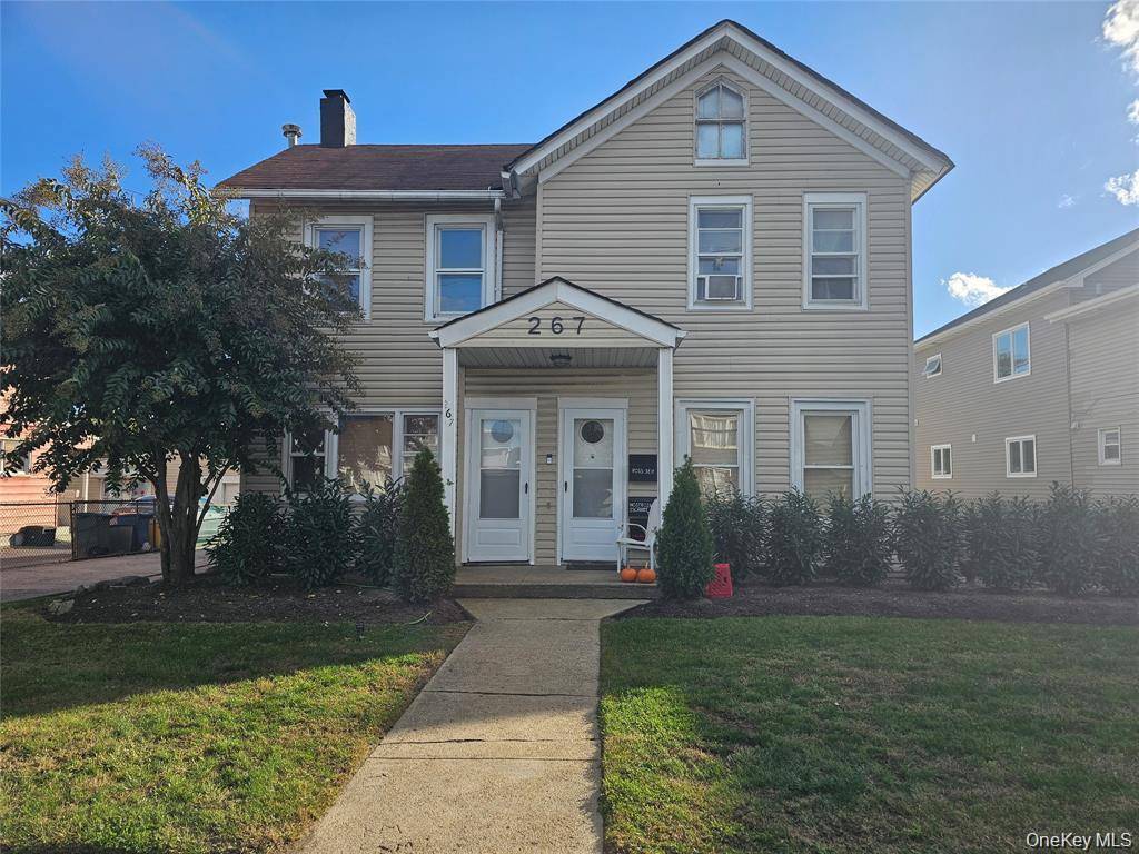 Amazing Opportunity ! Spacious 2 family home featuring 5 bedrooms and 3 bathrooms, situated on an oversized 10, 000 sq ft lot.