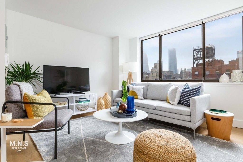 This unit is a newly renovated one bedroom at The Grove, in prime Chelsea nestled between 7th and 8th Avenues on West 19th Street.