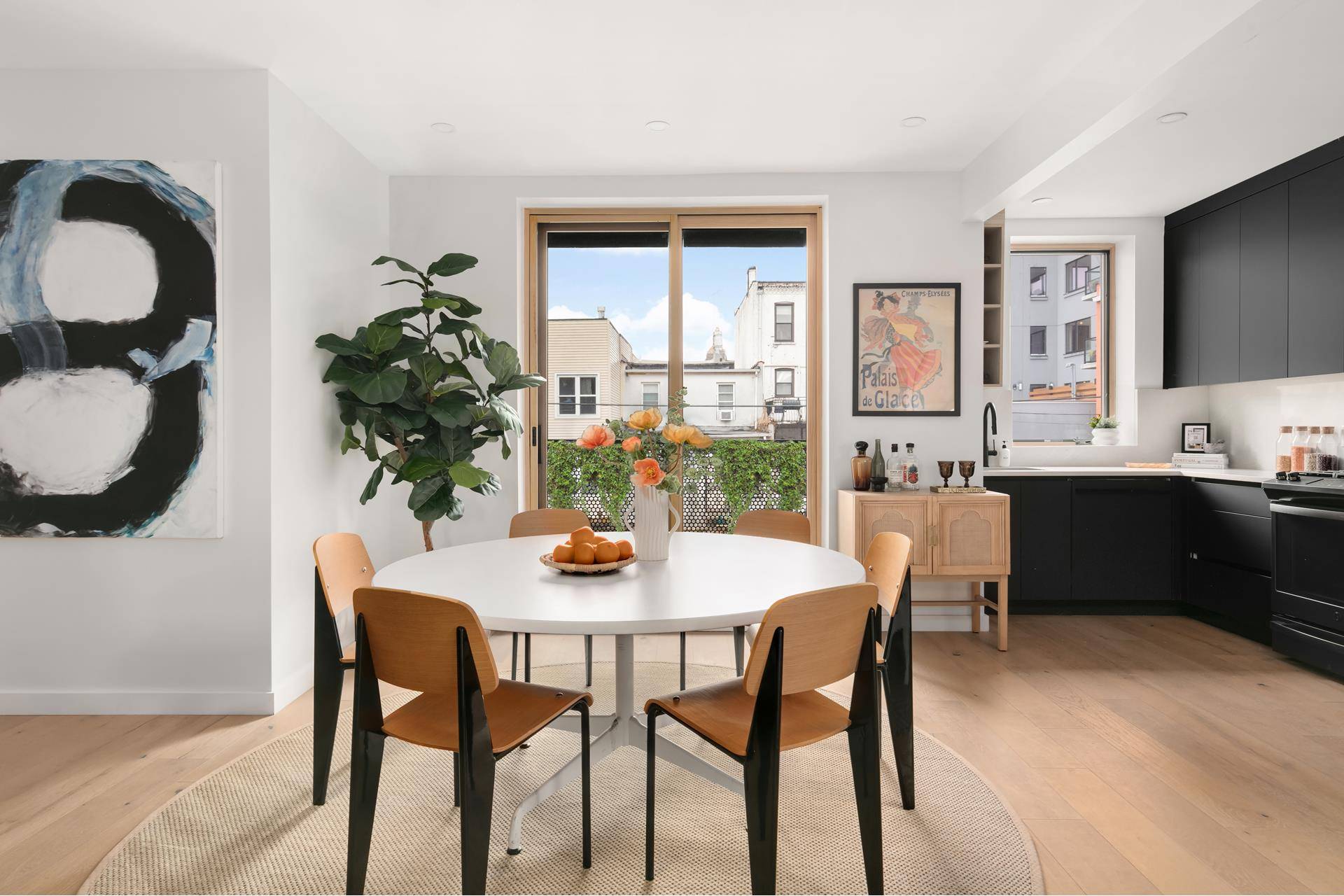 Introducing 2B at 406 Midwood Street A lovely 2 bed, 2 bath residence with a large private terrace and double exposures !
