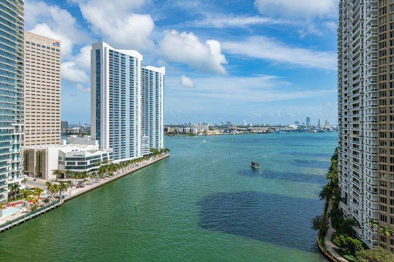 RECENTLY REDUCED, BEST DEAL AT ICON BRICKELL !
