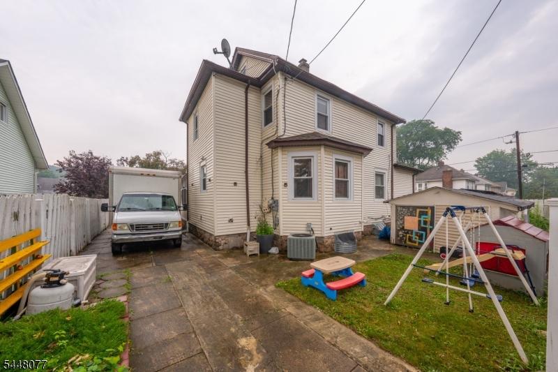 2nd Driveway