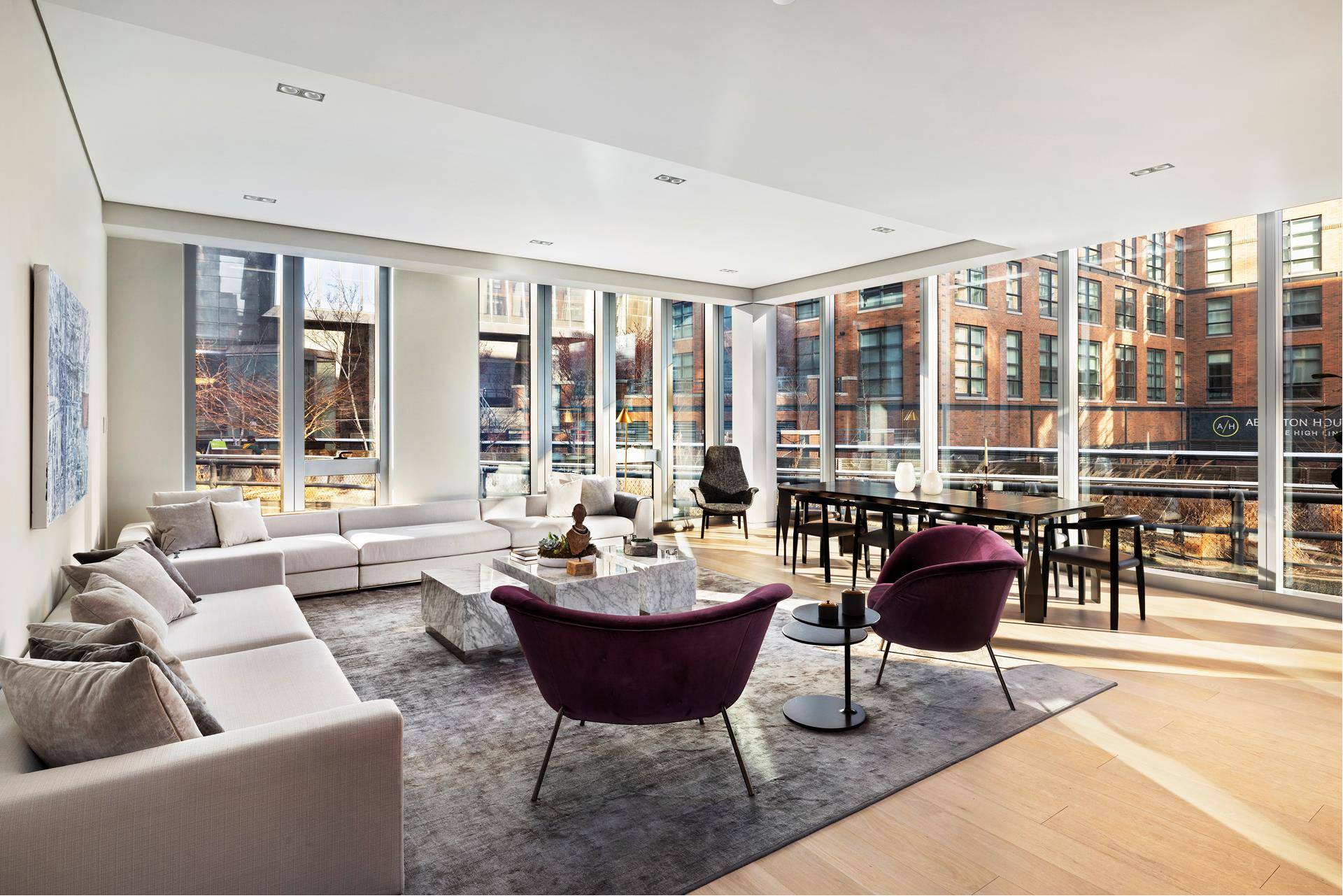 Residence 3N connects seamlessly with the iconic High Line and offers spectacular views into Hudson Yards, creating a unique sense of modern urban living.