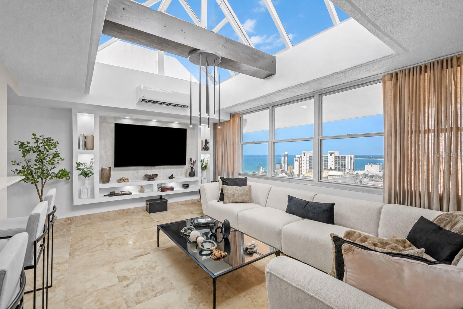 Coral Beach PH - Ocean View