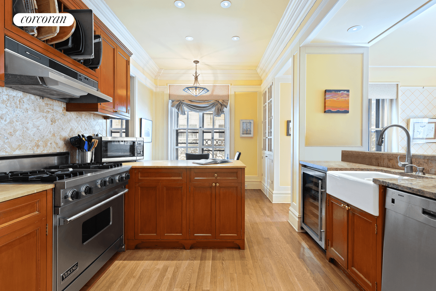 PERFECT PIED A TERRE. Parisian living in New York City !