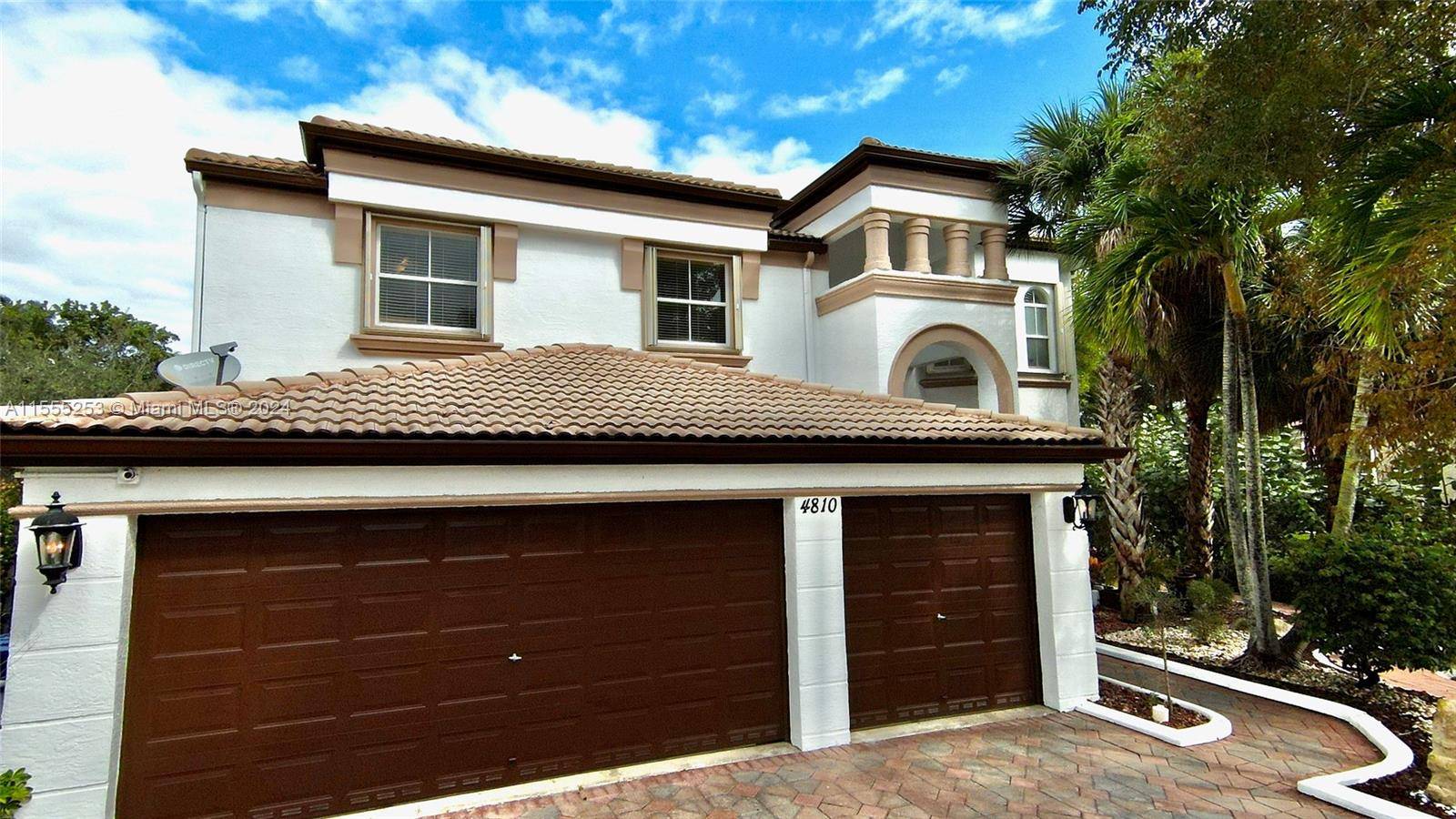 This beauty sits on almost a quarter acre lot with BEAUTIFUL BACK GARDEN within the prestigious Riviera Isles Community.