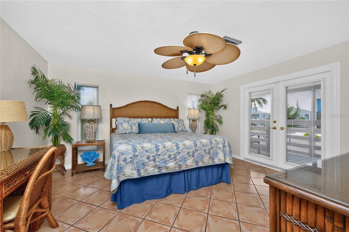 1120 Gulf Blvd - Main House - Suite 5 Primary Bedroom