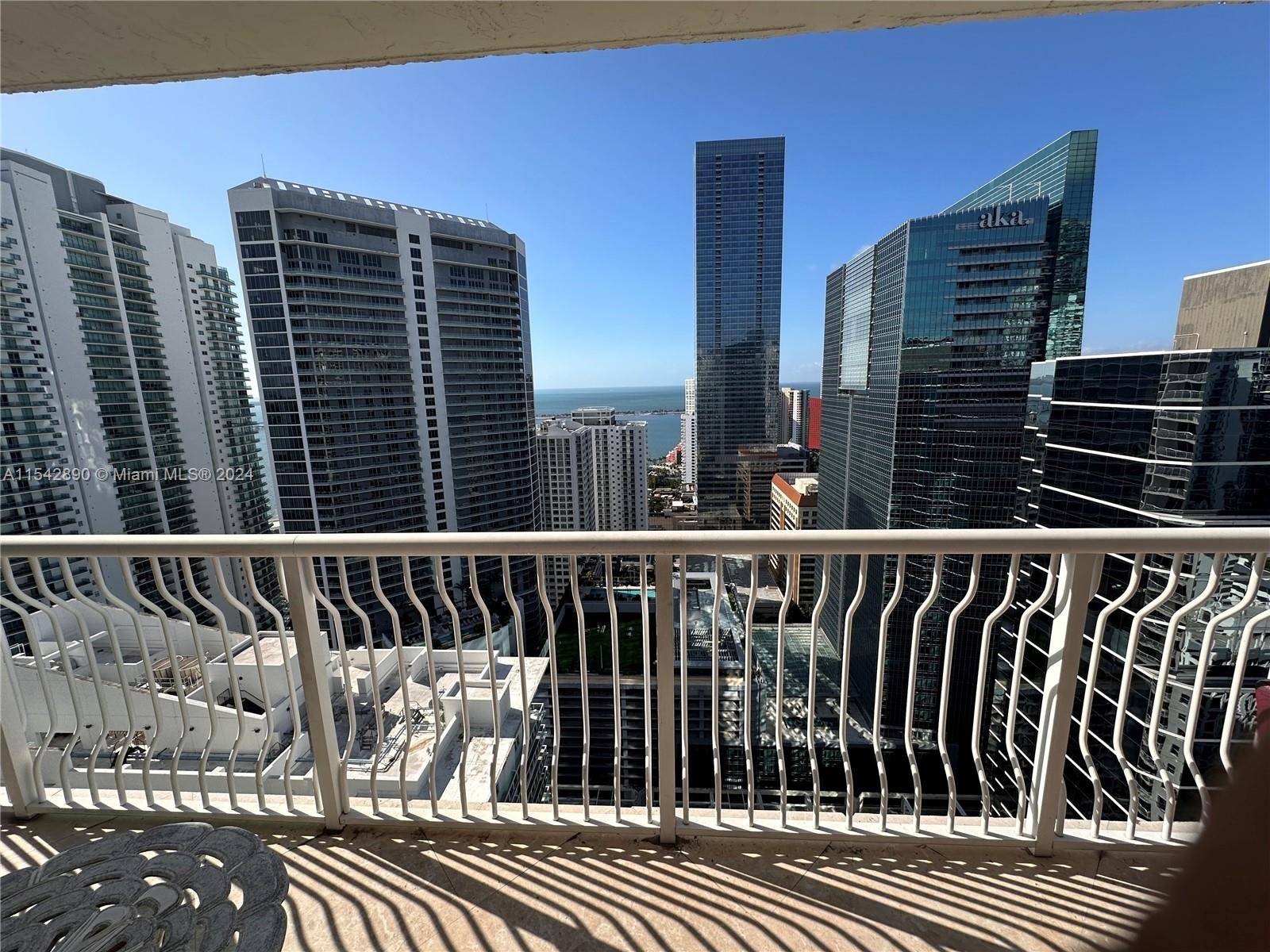 Luxury living awaits you in this stunning 1 1 condo located in the heart of Brickell, Downtown Miami.