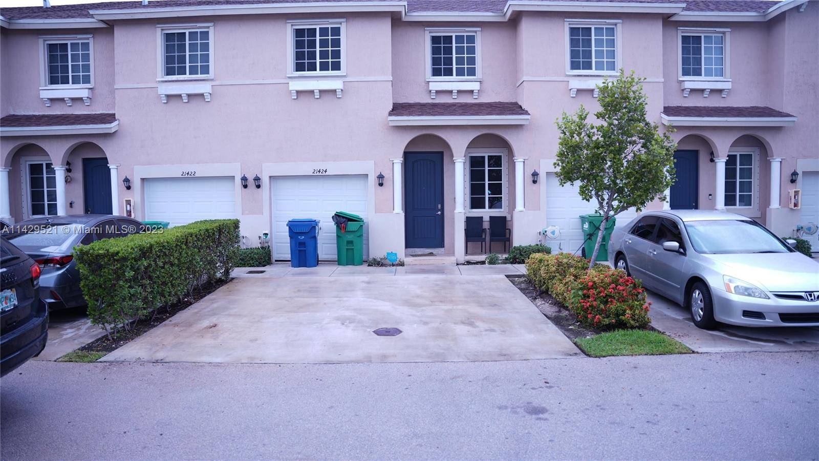 Beautiful 4 bedroom 3 bathroom Townhouse located in the wonderful city of Miami Gardens featuring a 1 car garage.